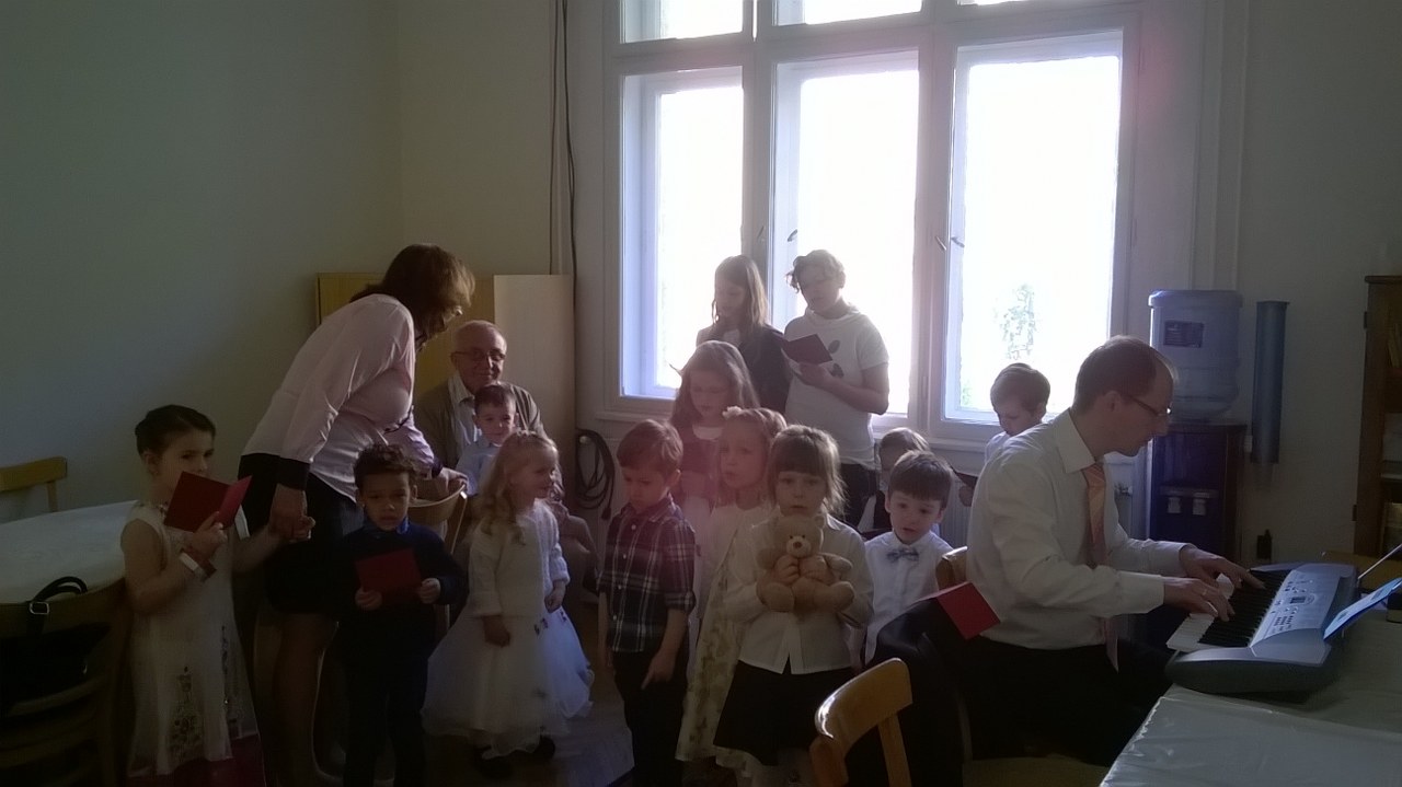 Anyák napja 2016